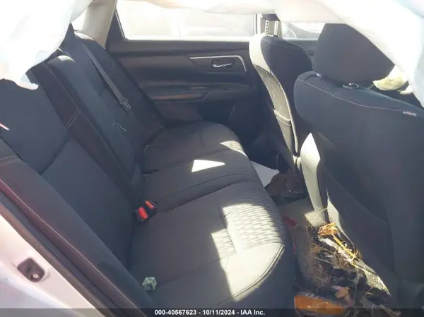 1N4AL3AP4JC205173 2018 NISSAN ALTIMA - Image 8