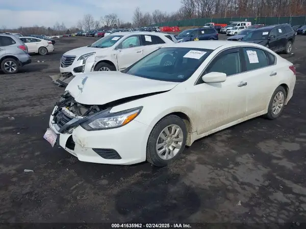 1N4AL3AP4JC207375 2018 NISSAN ALTIMA - Image 2