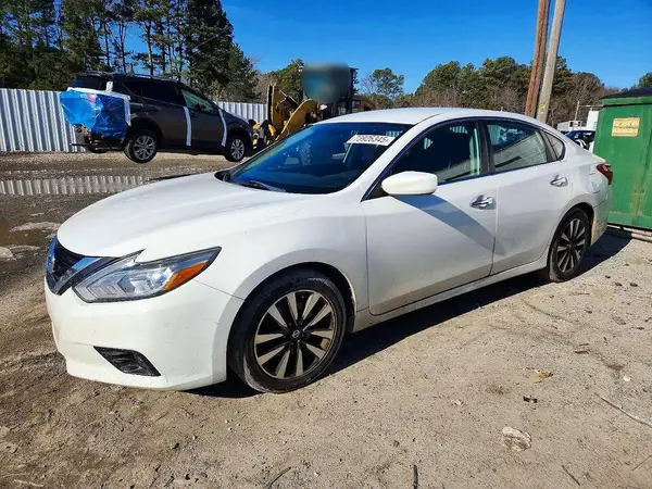 1N4AL3AP4JC208560 2018 NISSAN ALTIMA - Image 1