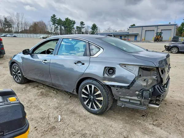 1N4AL3AP4JC209594 2018 NISSAN ALTIMA - Image 2