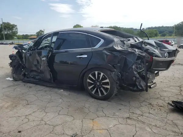 1N4AL3AP4JC213645 2018 NISSAN ALTIMA - Image 2