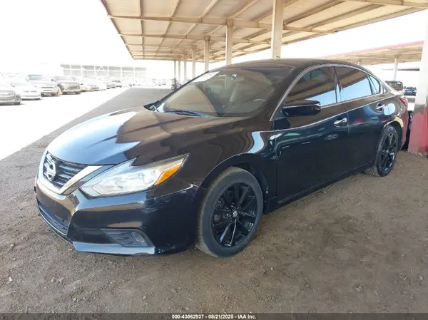 1N4AL3AP4JC214049 2018 NISSAN ALTIMA - Image 2