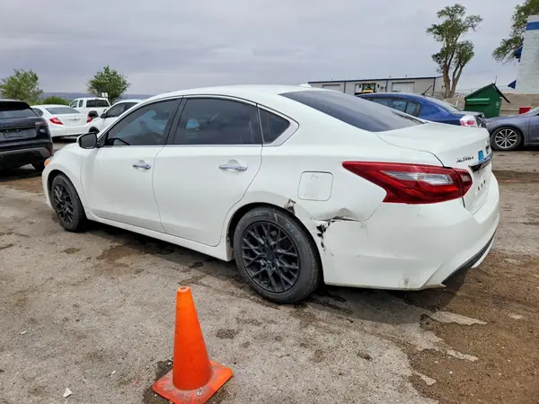 1N4AL3AP4JC215007 2018 NISSAN ALTIMA - Image 2
