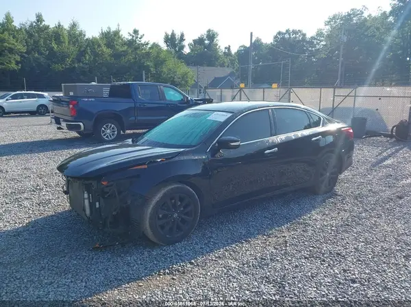 1N4AL3AP4JC217503 2018 NISSAN ALTIMA - Image 2
