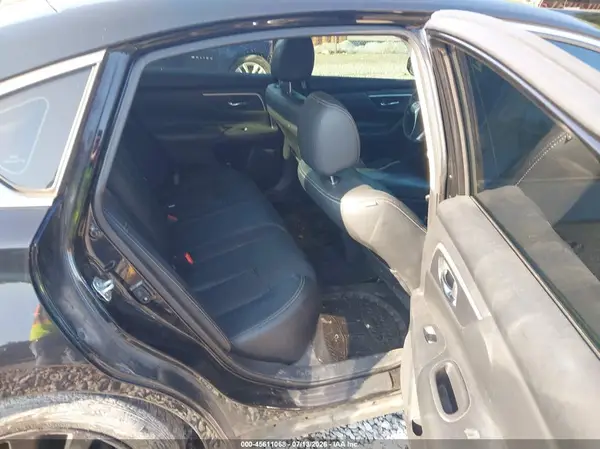 1N4AL3AP4JC217503 2018 NISSAN ALTIMA - Image 8
