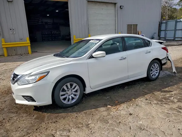1N4AL3AP4JC220644 2018 NISSAN ALTIMA - Image 1