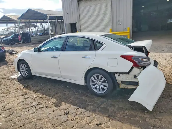 1N4AL3AP4JC220644 2018 NISSAN ALTIMA - Image 2