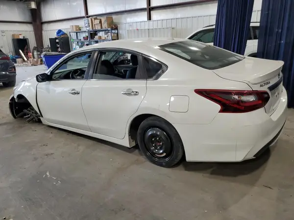 1N4AL3AP4JC222491 2018 NISSAN ALTIMA - Image 2