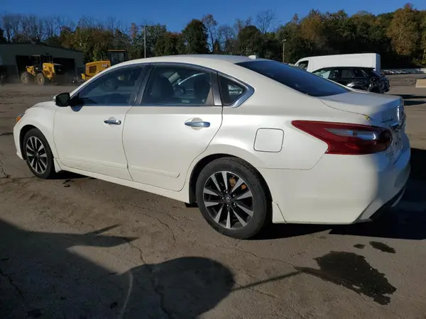 1N4AL3AP4JC222507 2018 NISSAN ALTIMA - Image 2