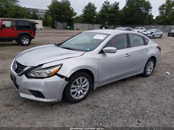 1N4AL3AP4JC225553 2018 NISSAN ALTIMA - Image 2