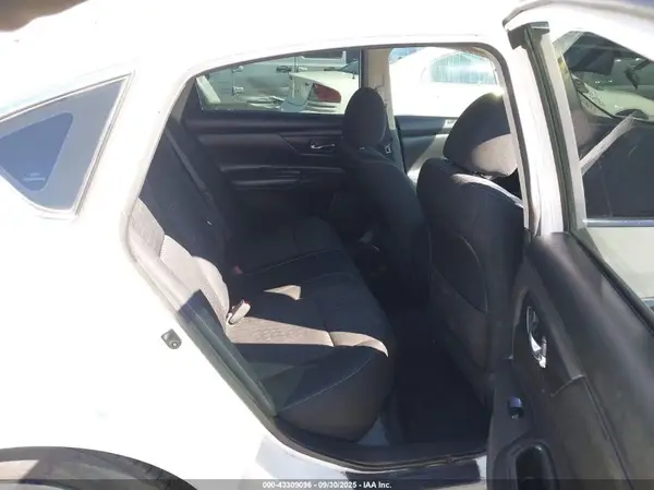 1N4AL3AP4JC225682 2018 NISSAN ALTIMA - Image 8