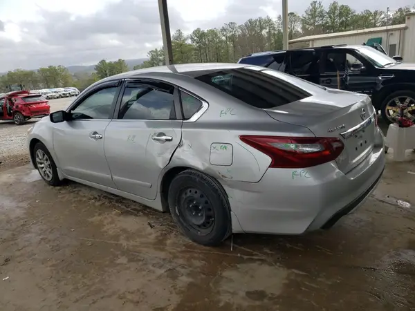 1N4AL3AP4JC225780 2018 NISSAN ALTIMA - Image 2