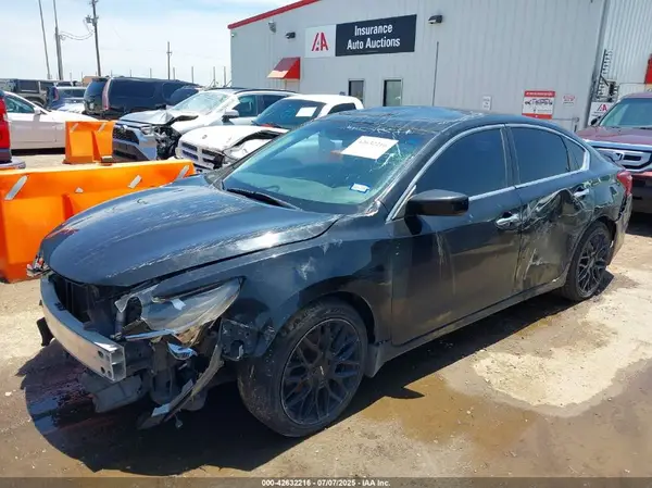 1N4AL3AP4JC226587 2018 NISSAN ALTIMA - Image 2