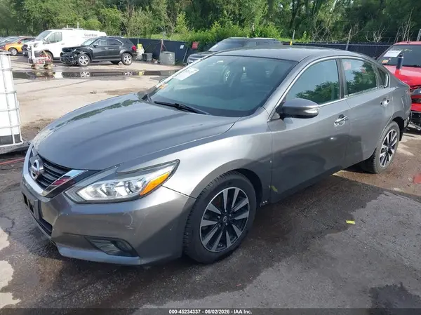 1N4AL3AP4JC227285 2018 NISSAN ALTIMA - Image 2