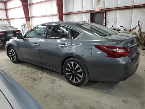 1N4AL3AP4JC229263 2018 NISSAN ALTIMA - Image 2