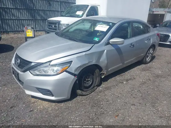 1N4AL3AP4JC229957 2018 NISSAN ALTIMA - Image 2