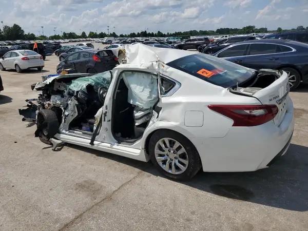 1N4AL3AP4JC230106 2018 NISSAN ALTIMA - Image 2