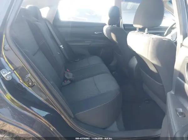 1N4AL3AP4JC230767 2018 NISSAN ALTIMA - Image 8