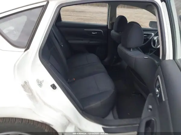 1N4AL3AP4JC239372 2018 NISSAN ALTIMA - Image 8