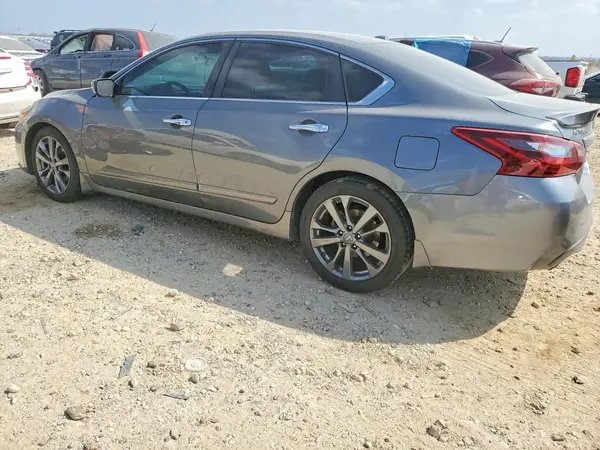 1N4AL3AP4JC240974 2018 NISSAN ALTIMA - Image 2