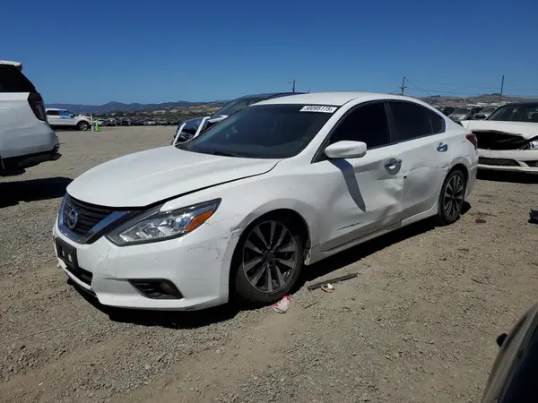1N4AL3AP4JC241347 2018 NISSAN ALTIMA - Image 1