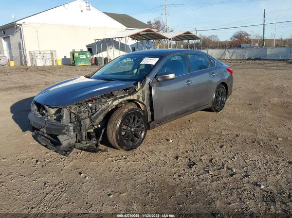 1N4AL3AP4JC244524 2018 NISSAN ALTIMA - Image 2