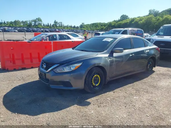 1N4AL3AP4JC244538 2018 NISSAN ALTIMA - Image 2