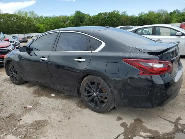 1N4AL3AP4JC245687 2018 NISSAN ALTIMA - Image 2