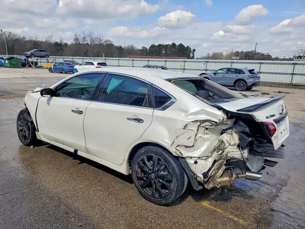 1N4AL3AP4JC247049 2018 NISSAN ALTIMA - Image 2