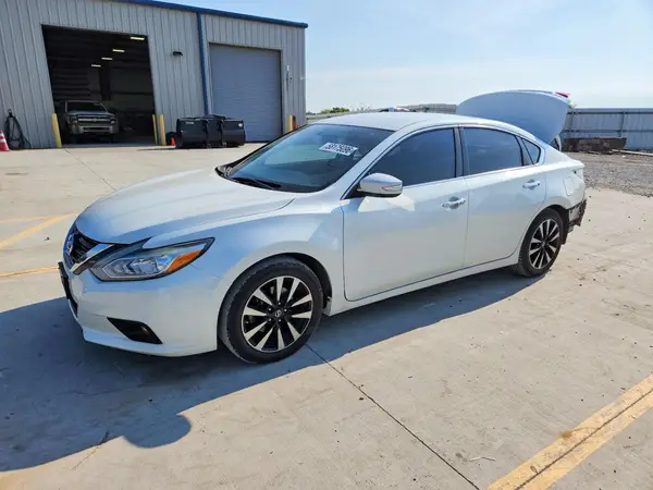 1N4AL3AP4JC247309 2018 NISSAN ALTIMA - Image 1