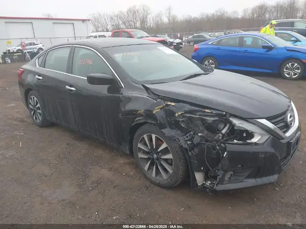 1N4AL3AP4JC247620 2018 NISSAN ALTIMA - Image 1