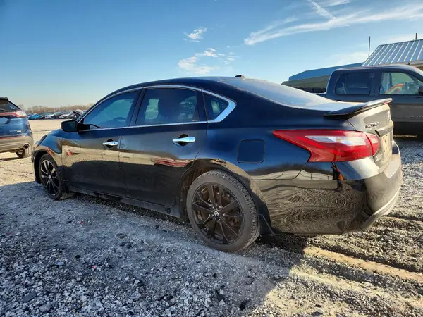 1N4AL3AP4JC247844 2018 NISSAN ALTIMA - Image 2