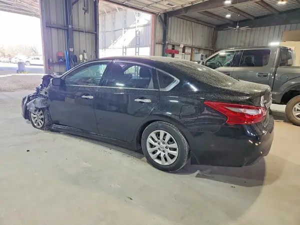 1N4AL3AP4JC248248 2018 NISSAN ALTIMA - Image 2