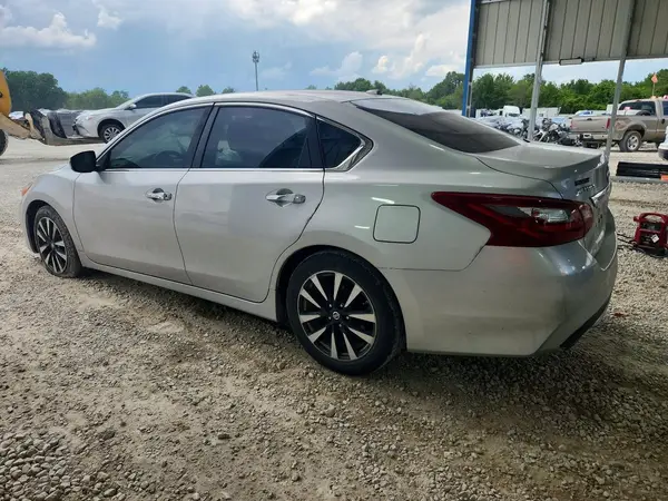 1N4AL3AP4JC249321 2018 NISSAN ALTIMA - Image 2