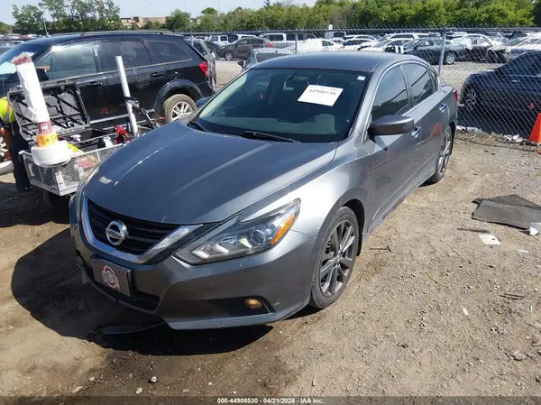 1N4AL3AP4JC251487 2018 NISSAN ALTIMA - Image 2