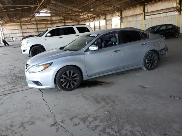 1N4AL3AP4JC251733 2018 NISSAN ALTIMA - Image 1