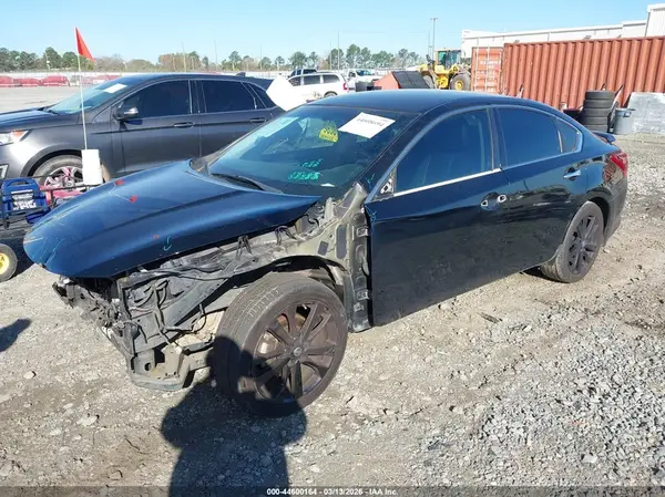 1N4AL3AP4JC253384 2018 NISSAN ALTIMA - Image 2