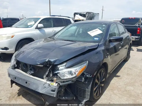 1N4AL3AP4JC254020 2018 NISSAN ALTIMA - Image 2