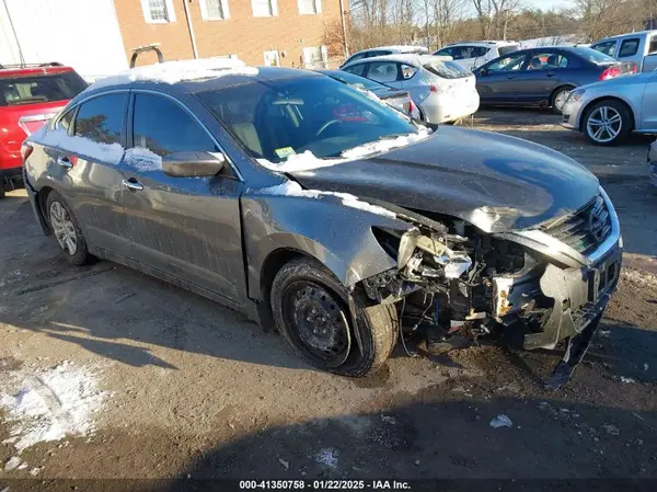 1N4AL3AP4JC255183 2018 NISSAN ALTIMA - Image 1