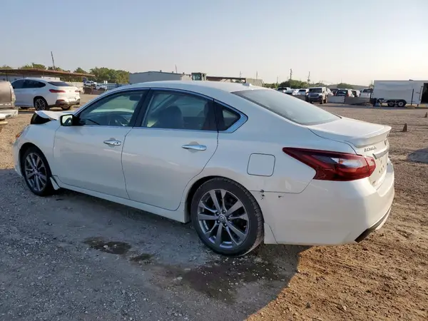 1N4AL3AP4JC258892 2018 NISSAN ALTIMA - Image 2