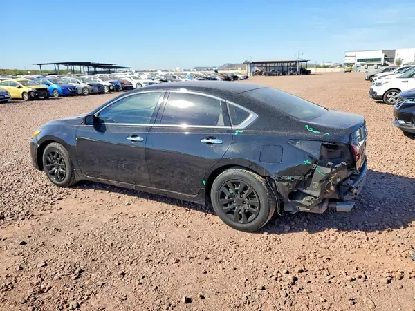 1N4AL3AP4JC259766 2018 NISSAN ALTIMA - Image 2