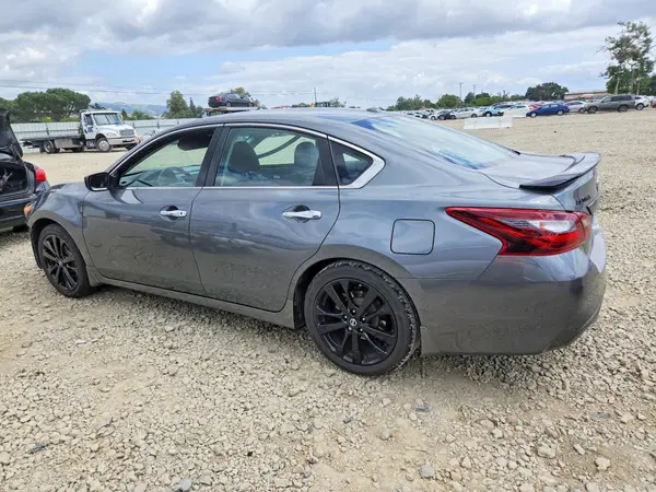 1N4AL3AP4JC261615 2018 NISSAN ALTIMA - Image 2