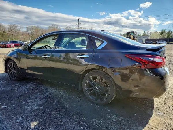 1N4AL3AP4JC261646 2018 NISSAN ALTIMA - Image 2