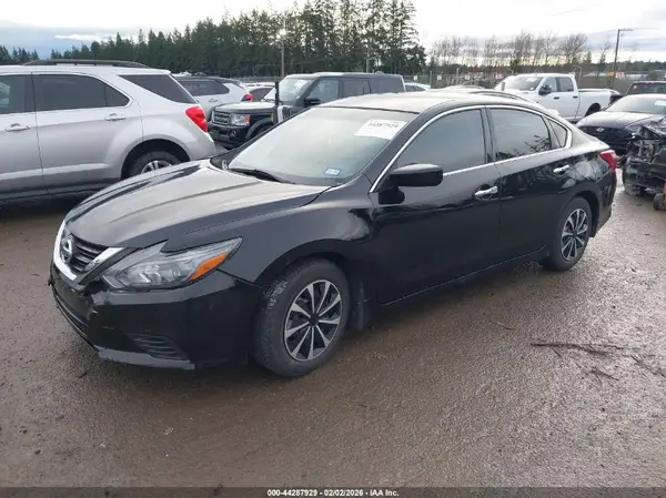 1N4AL3AP4JC263476 2018 NISSAN ALTIMA - Image 2