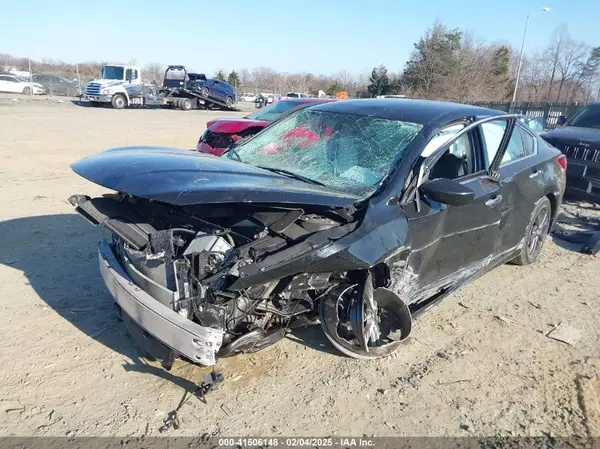 1N4AL3AP4JC264160 2018 NISSAN ALTIMA - Image 2