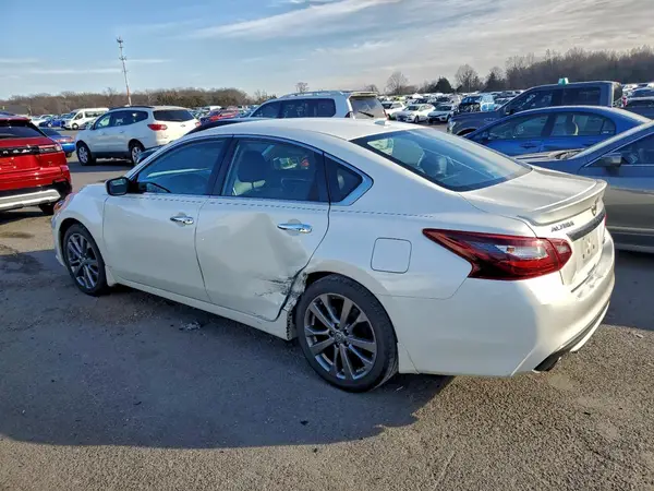 1N4AL3AP4JC266006 2018 NISSAN ALTIMA - Image 2