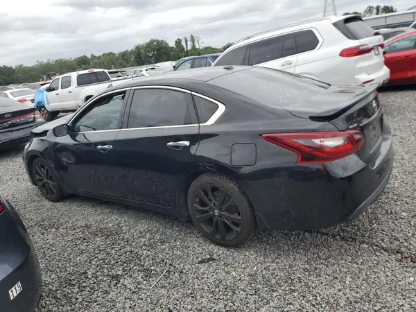 1N4AL3AP4JC267561 2018 NISSAN ALTIMA - Image 2
