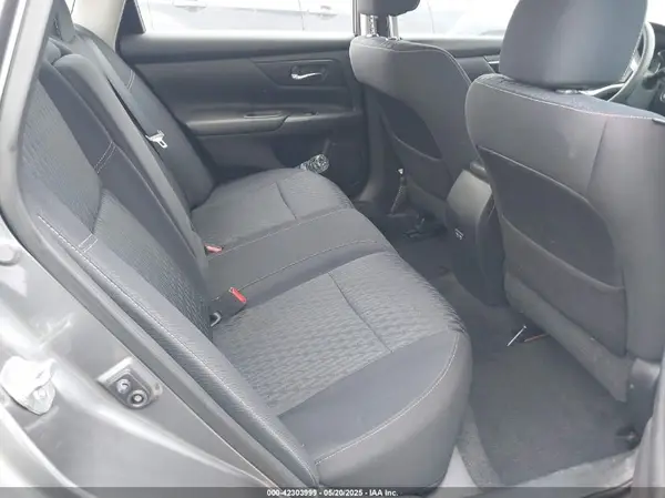 1N4AL3AP4JC267592 2018 NISSAN ALTIMA - Image 8