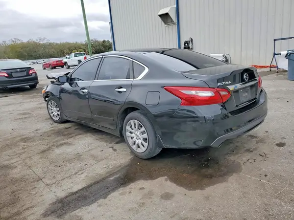 1N4AL3AP4JC267804 2018 NISSAN ALTIMA - Image 2