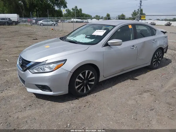 1N4AL3AP4JC271741 2018 NISSAN ALTIMA - Image 2